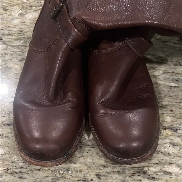 FRYE Tall Brown Leather Strap Pull On Riding Boot 76844 Womens Size 9B - Picture 4 of 8